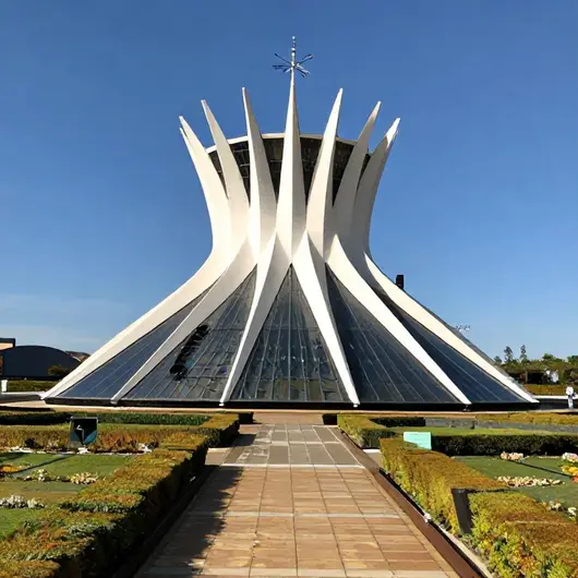 Descubra o Templo da Boa Vontade