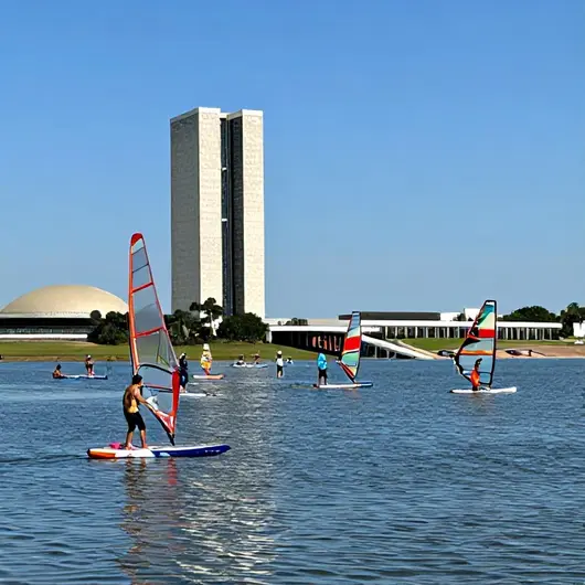 Descubra os Melhores Esportes Náuticos em Brasília - DF
