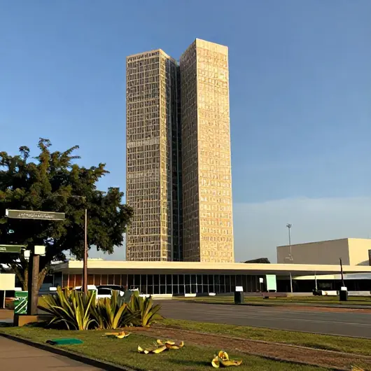 Explore o Conforto do Plaza Brasília Explore o Conforto do Plaza Brasília