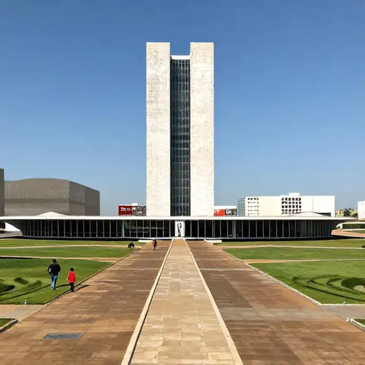 Lúcio Costa: O Gênio Por Trás de Brasília