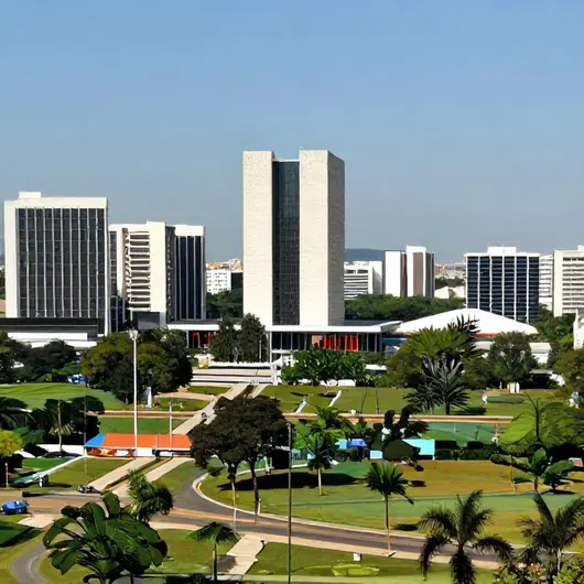 Os Melhores Hotéis Próximos ao Eixo Monumental em Brasília