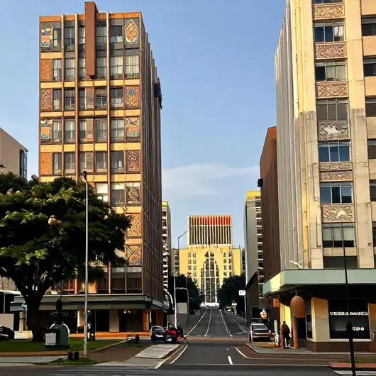 Roteiro Completo de Athos Bulcão em Brasília: Cultura e Arte na Capital